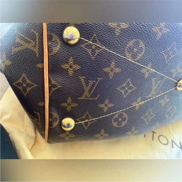 Louis Vuitton Monogram Tivoli GM w/COA